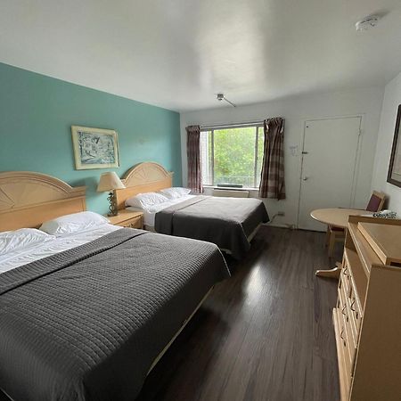 6267 Persepolis Inn Niagara Falls Eksteriør billede