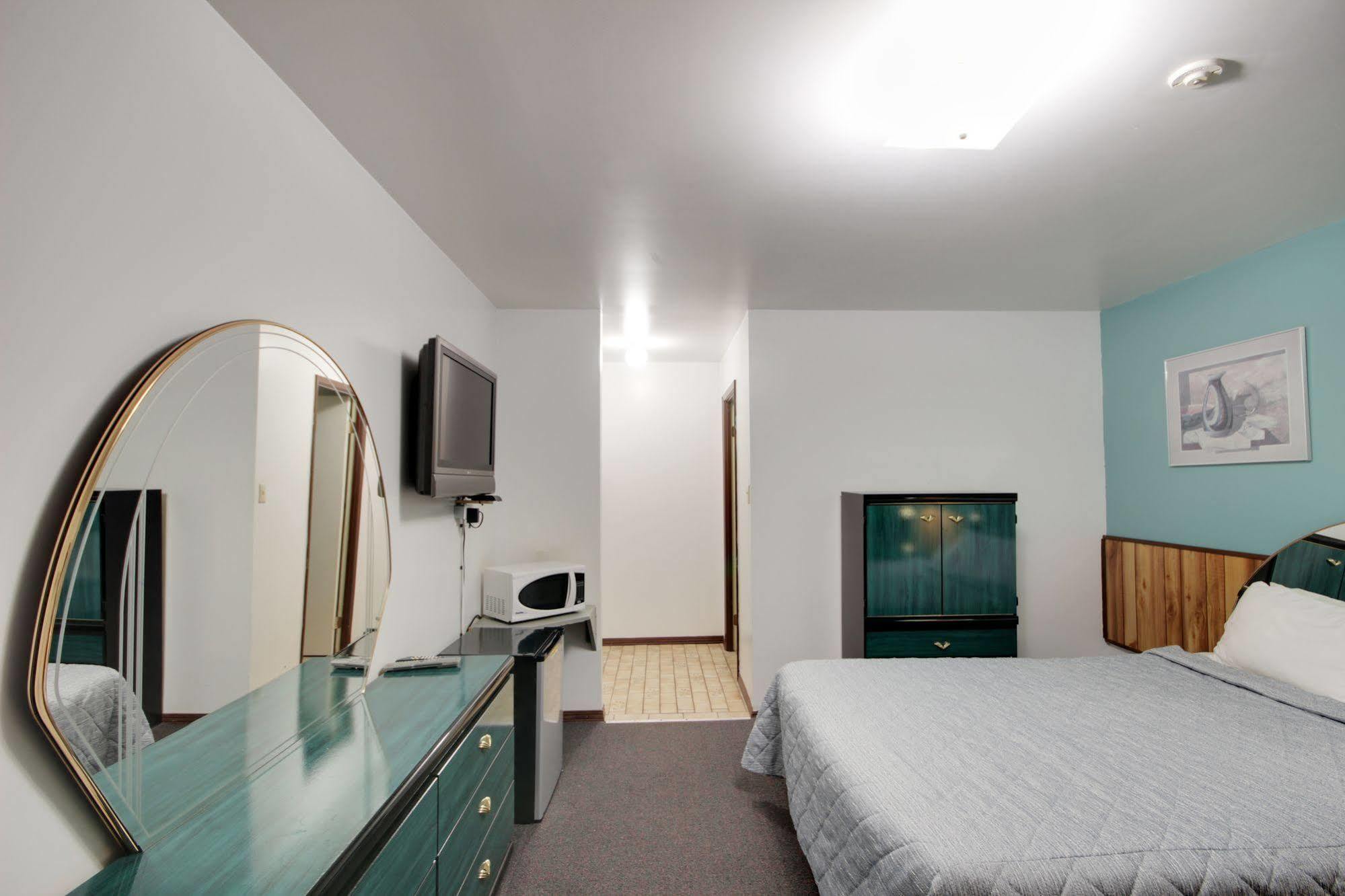 6267 Persepolis Inn Niagara Falls Eksteriør billede